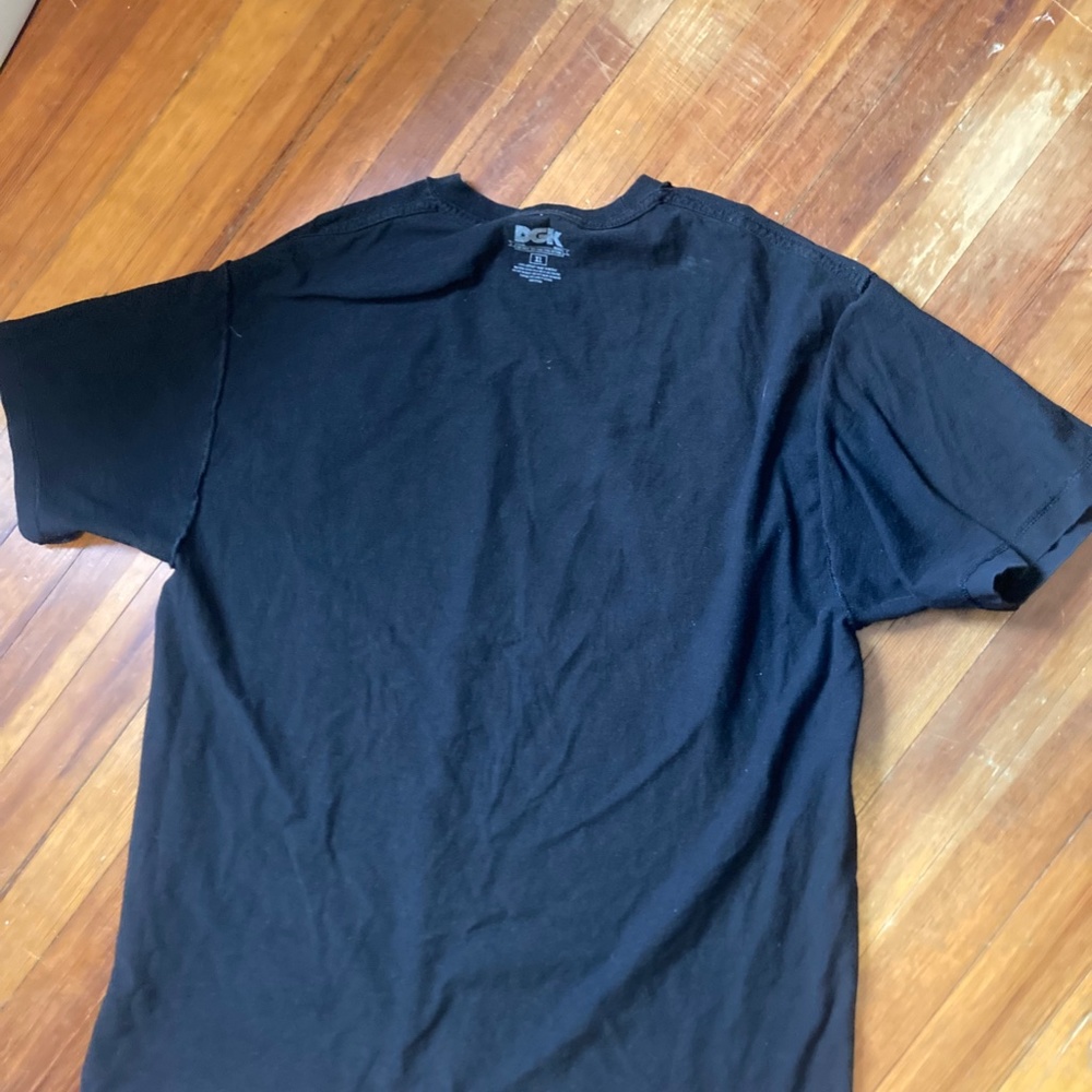 Friday T-Shirt - Picture 3 of 4
